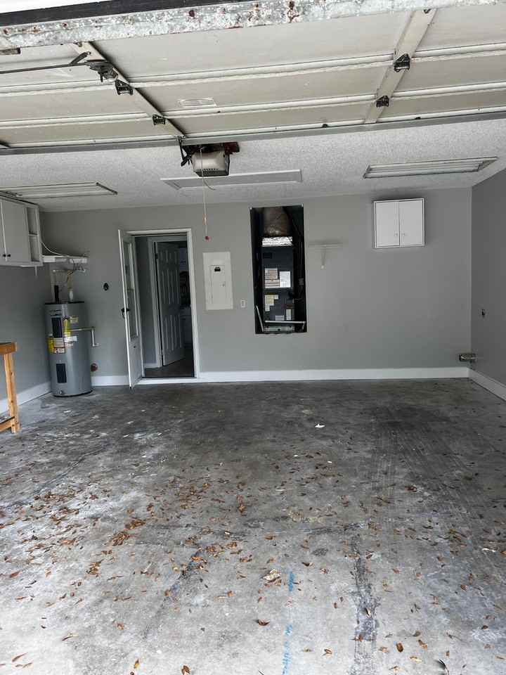 141 Lakeside Dr - Photo 2 of 27