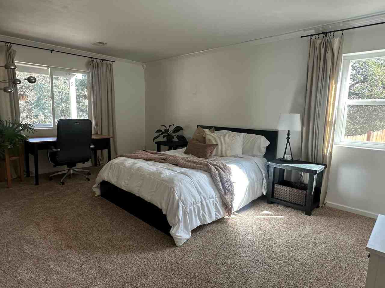 25908 Bear Valley Rd - Photo 6 of 22
