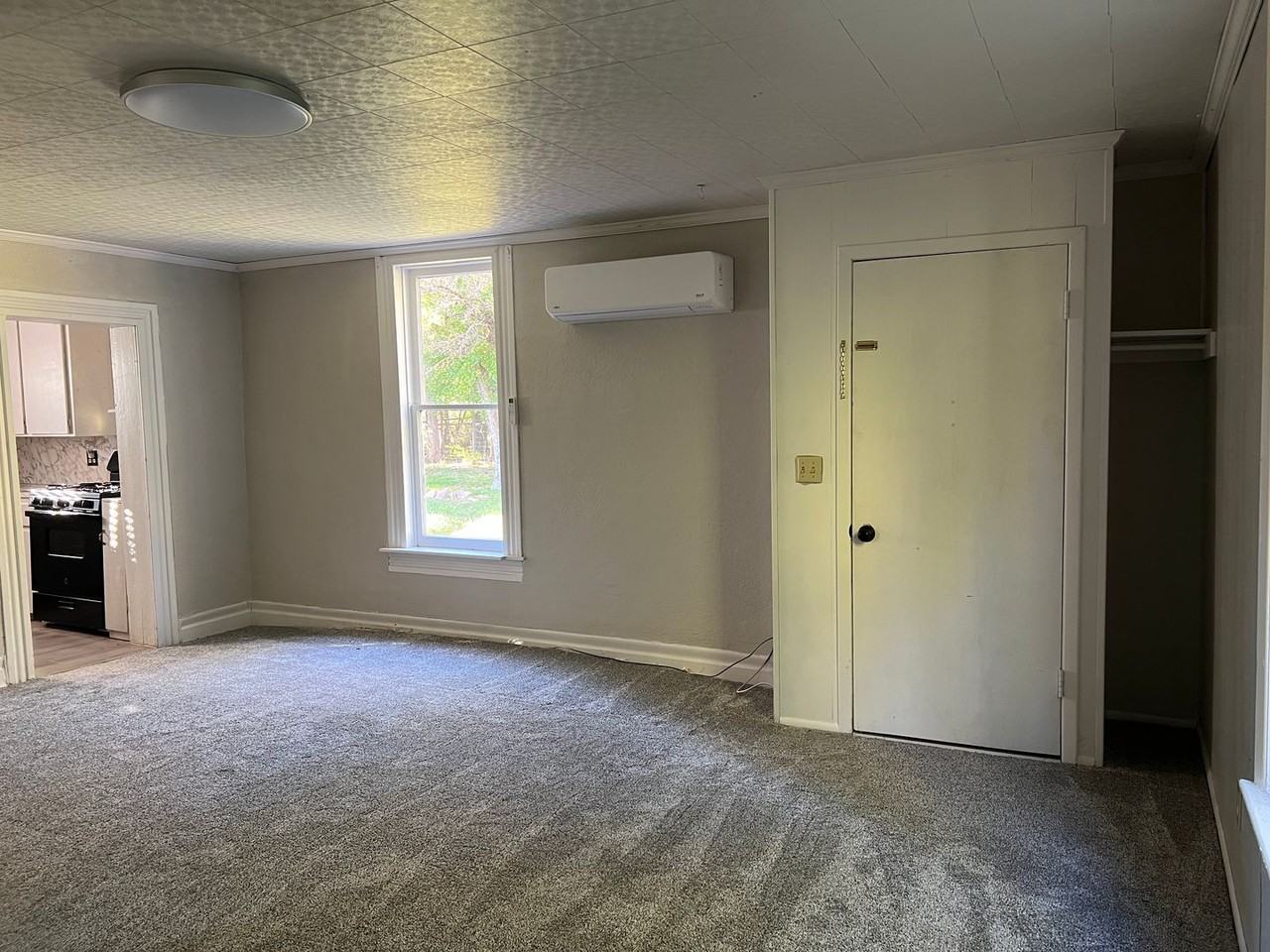 4461 3rd North Ave - Photo 6 of 22