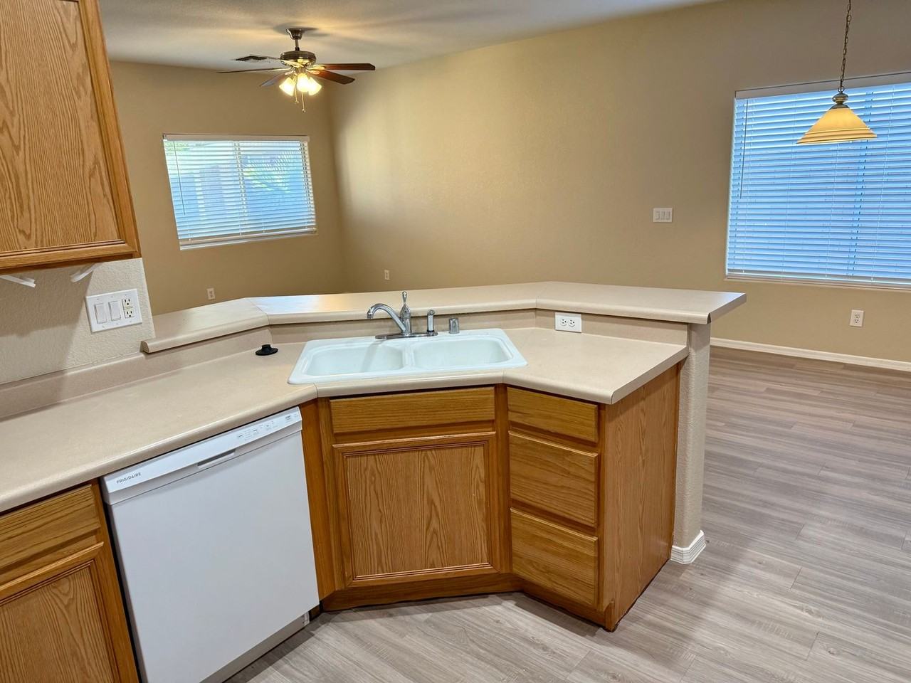 3783 E Woodside Way - Photo 6 of 21