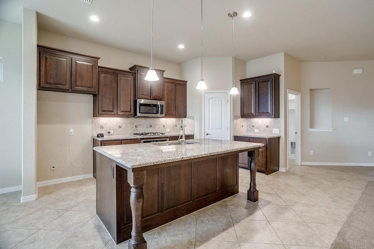 14809 Star Creek Dr - Photo 7 of 43