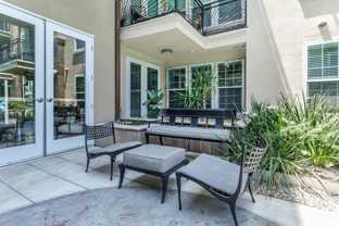 6138 Franklin Ave - Photo 1 of 1