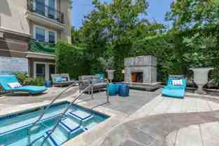 6138 Franklin Ave - Photo 1 of 1