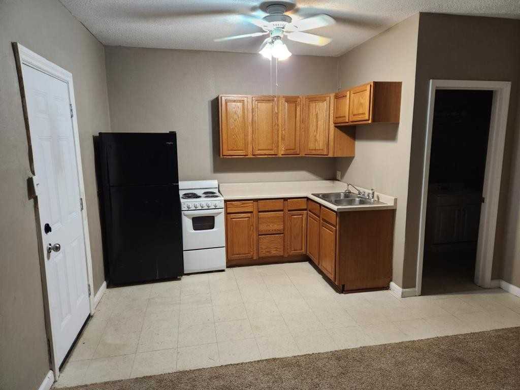 723 Osborn Dr - Photo 3 of 8