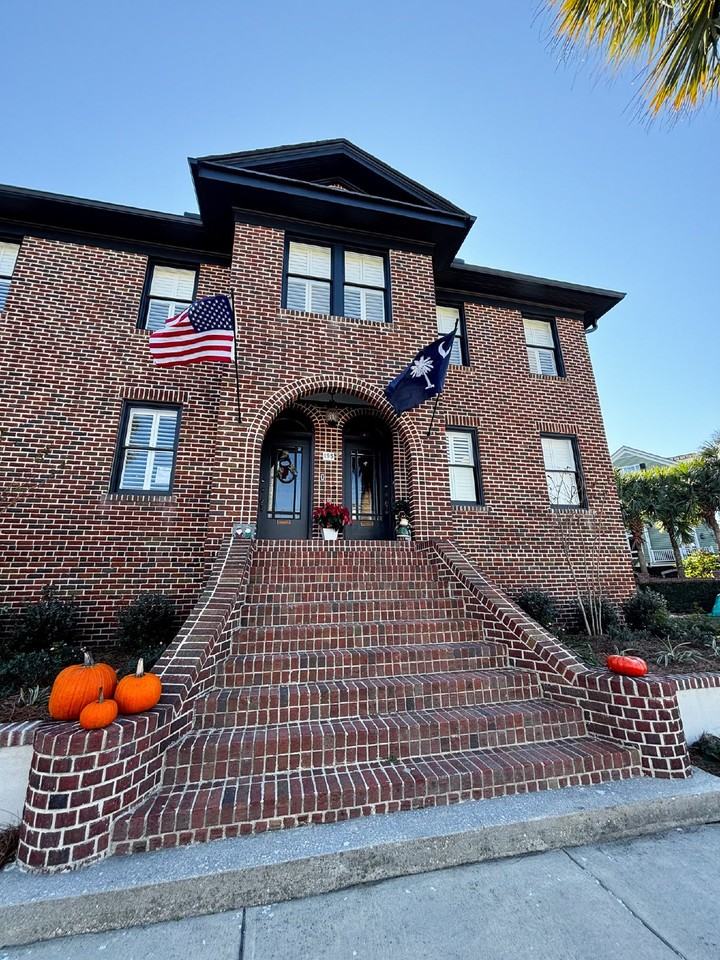 195 Tradd St #B - Photo 2 of 45