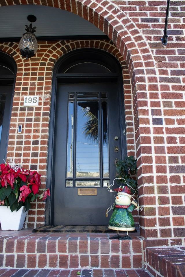 195 Tradd St #B - Photo 6 of 45