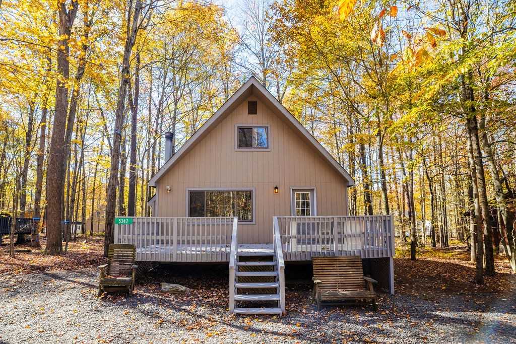 5342 Conoquenissing Dr - Photo 3 of 40