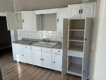 1239 Sw Garfield Ave - Photo 3 of 8