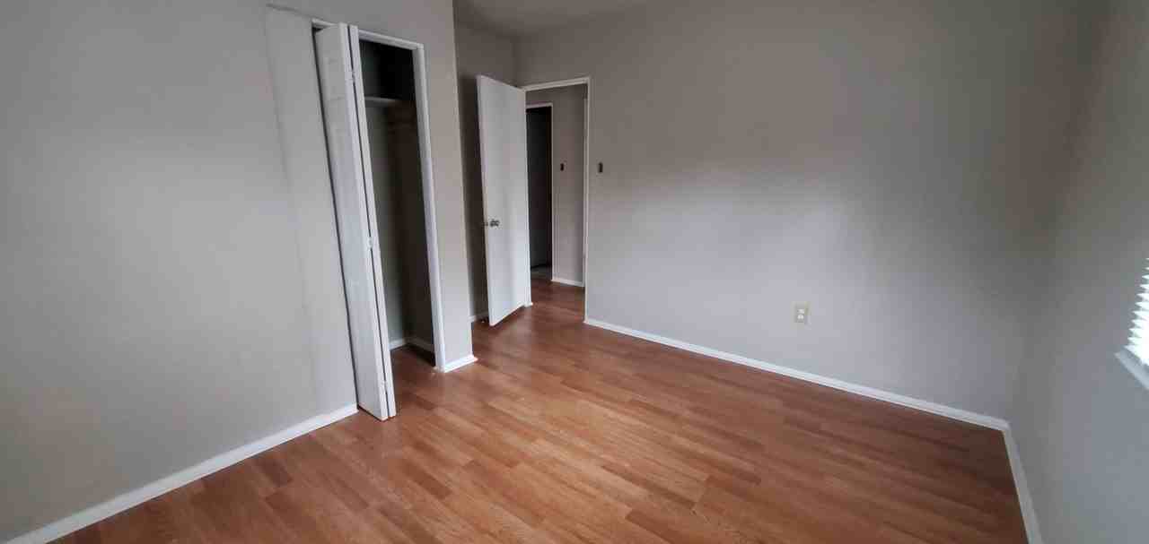 6238 E 3rd Ave - Photo 3 of 7