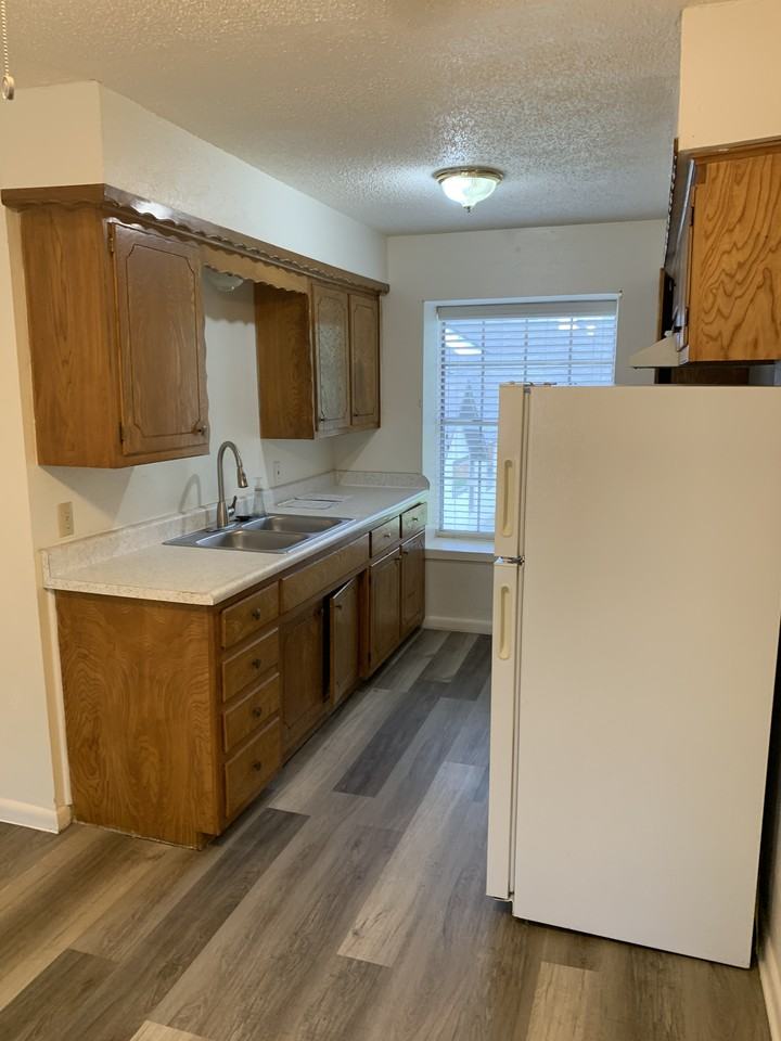 411 West Van Alstyne Parkway #411 - Photo 3 of 15