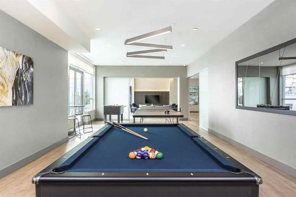 112 East 13th St #1502 - Photo 4 of 30