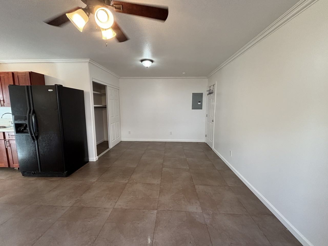 923 Winant Street - Photo 3 of 5