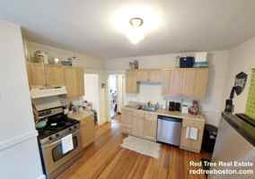 featured image of 7 Stedman St #1