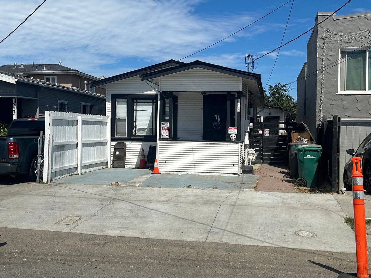 1225 92nd Ave - Photo 2 of 29