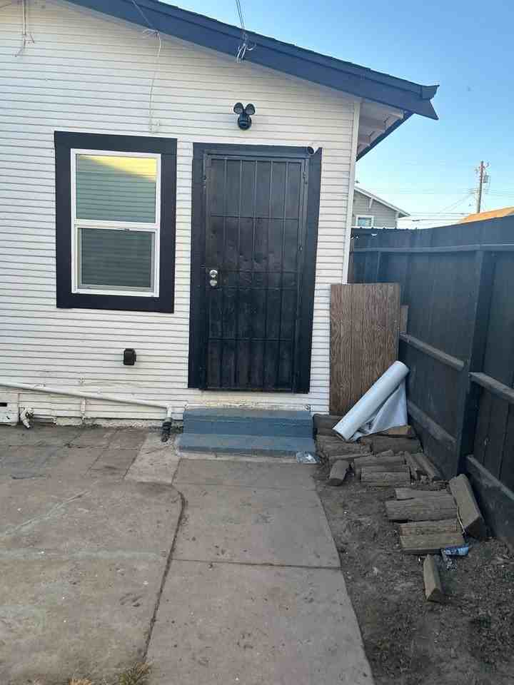 1225 92nd Ave - Photo 4 of 29