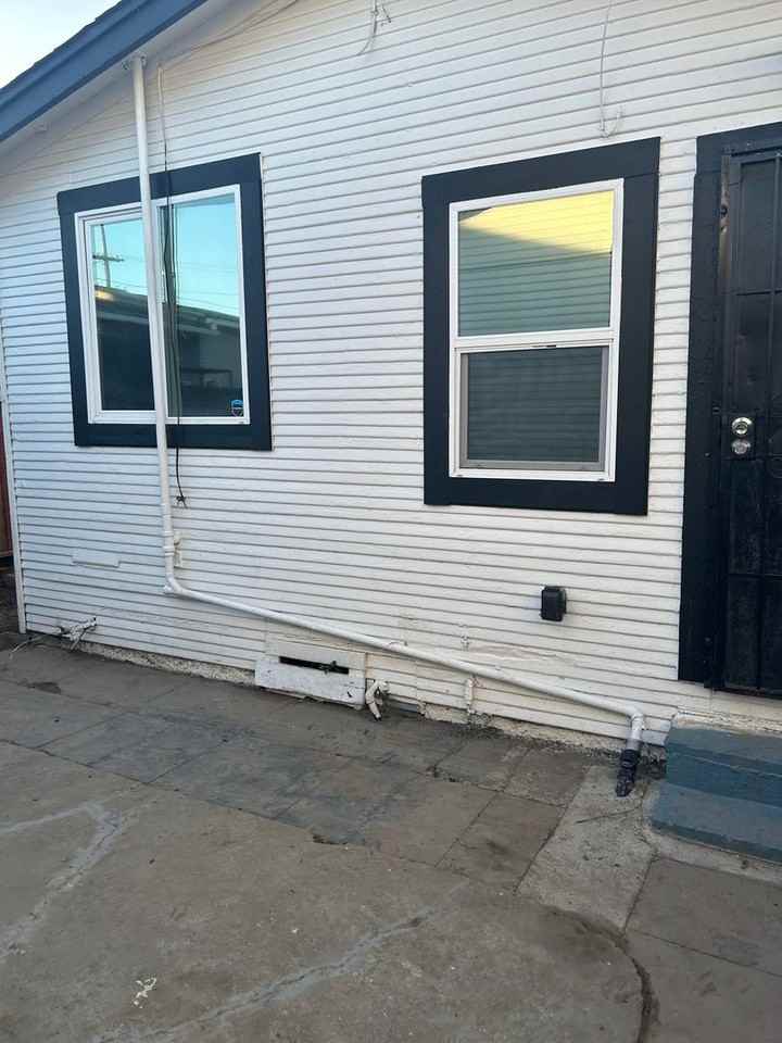 1225 92nd Ave - Photo 5 of 29