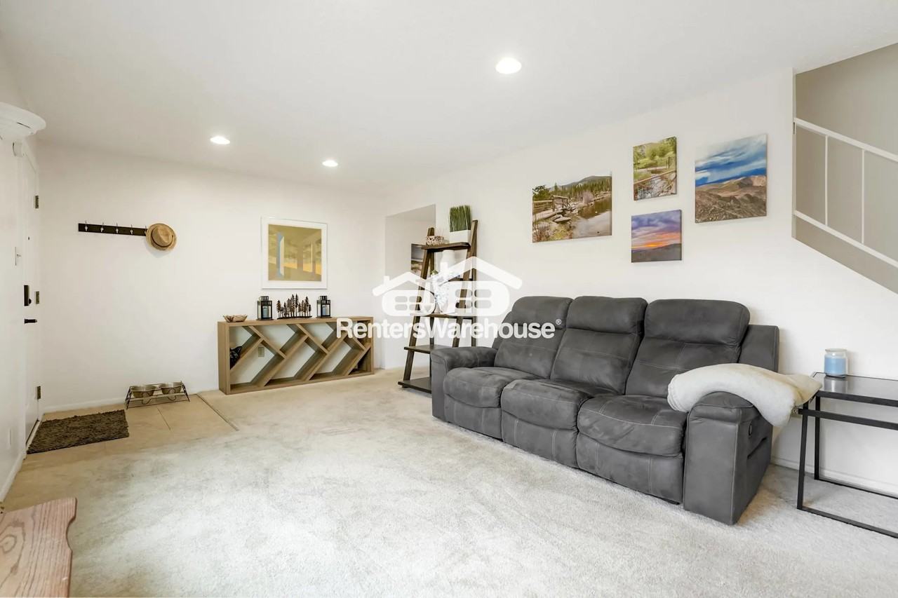 9028 E Mansfield Ave - Photo 2 of 20