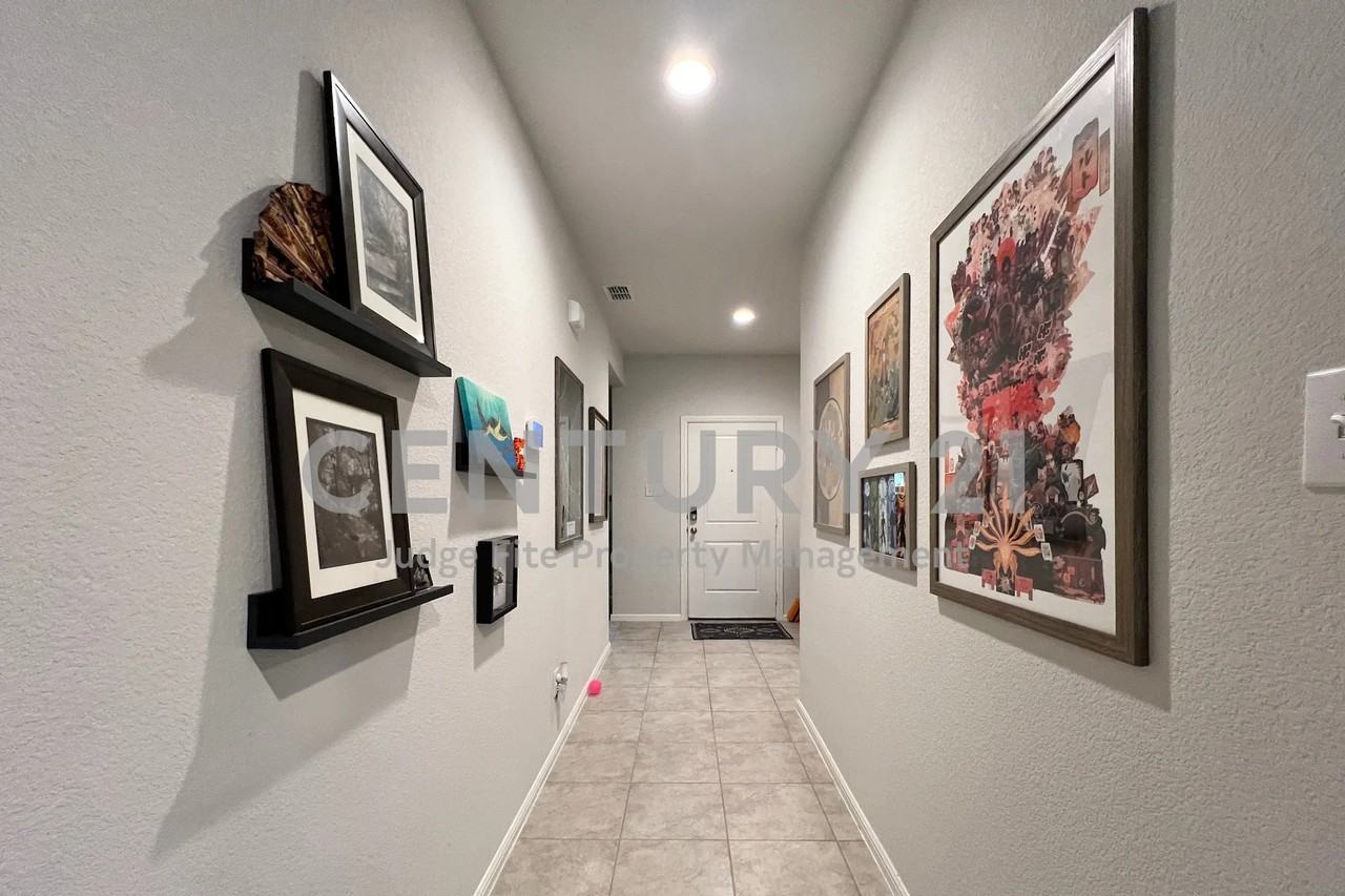 1125 Loomis Trl - Photo 2 of 26