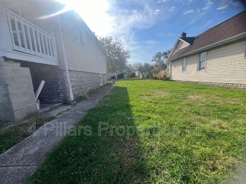 123 Arthur Ave - Photo 3 of 26