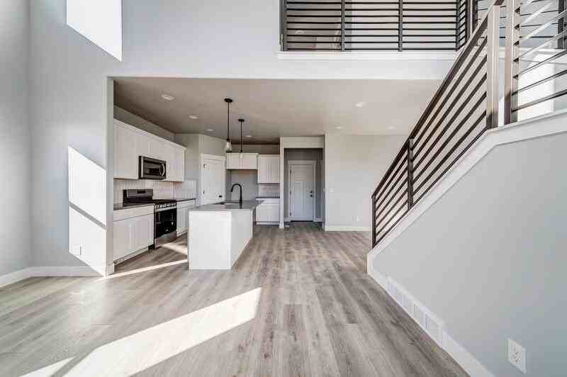 13893 S Little Ridge Ln - Photo 5 of 25