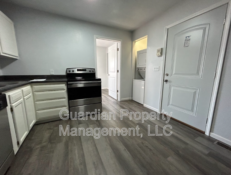 307 N Market St #2 - Photo 2 of 18