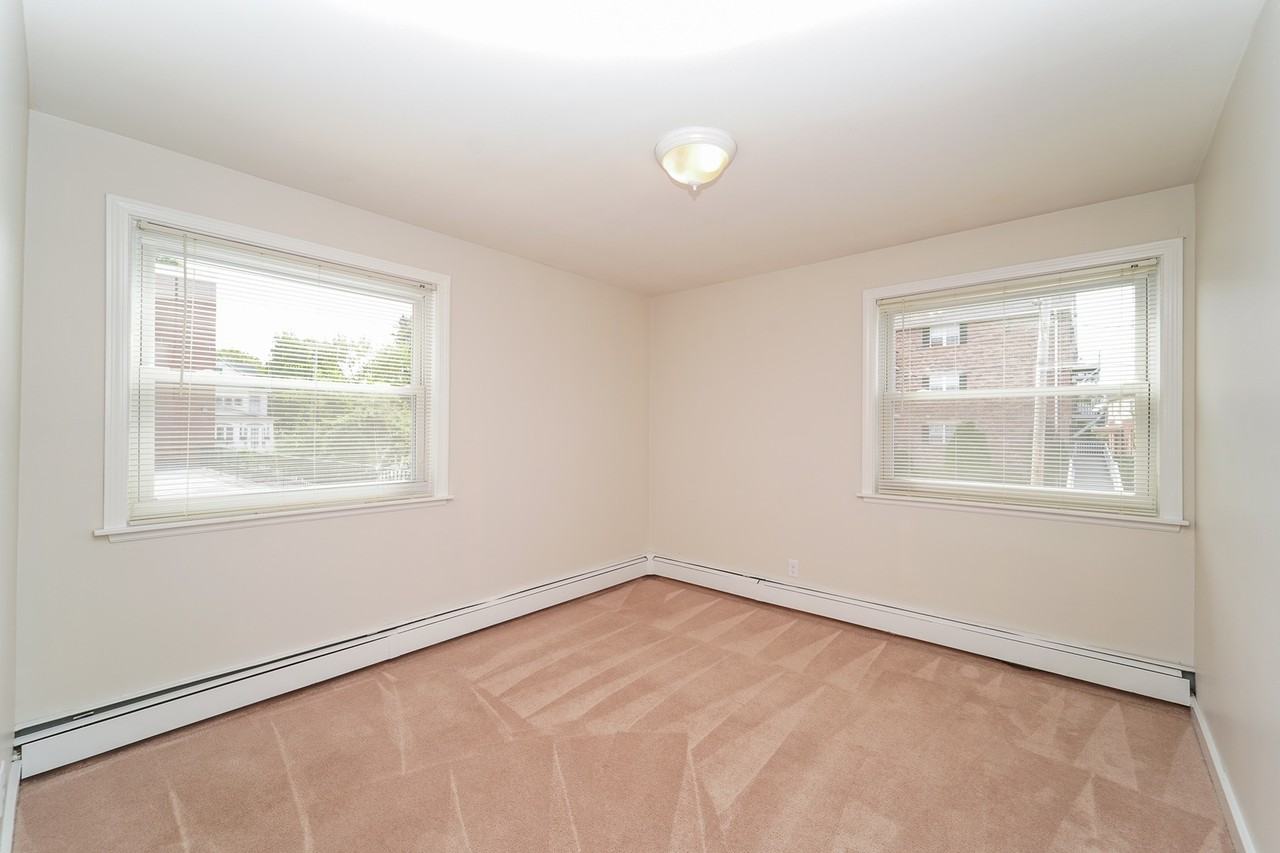 MG (Morris Gardens) - Photo 6 of 34