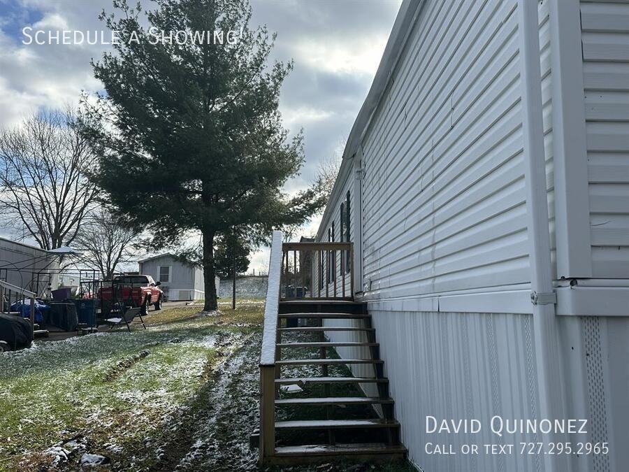 126 Gouge Dr - Photo 3 of 17