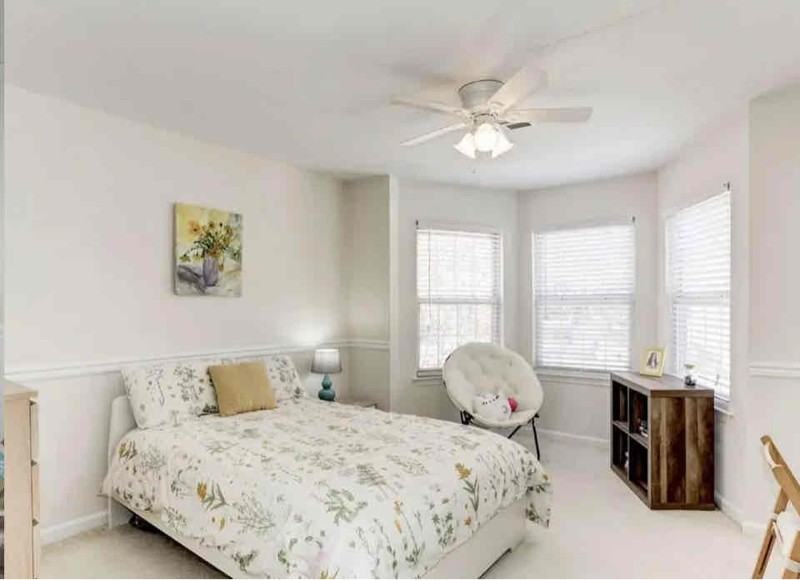 5557 Reagon Ct - Photo 2 of 9