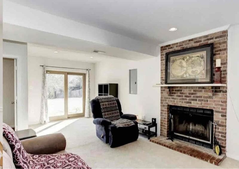 5557 Reagon Ct - Photo 3 of 9