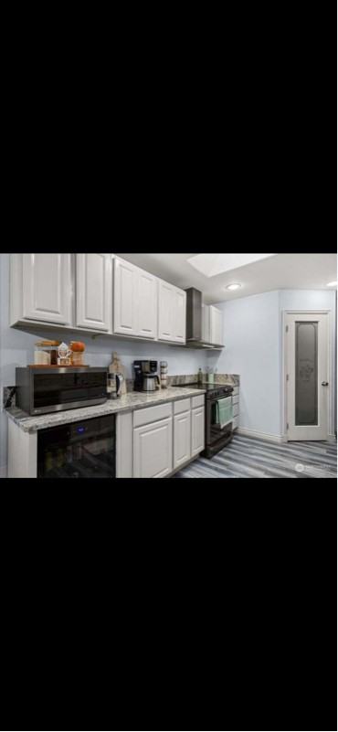 12113 35th Ave Ne - Photo 5 of 6