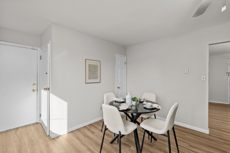 3253 Greenbridge Dr - Photo 7 of 13