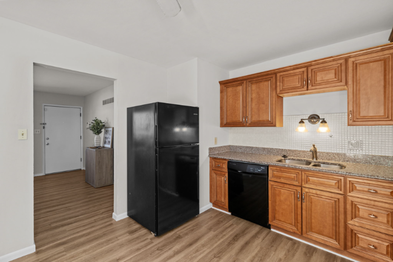 3253 Greenbridge Dr - Photo 5 of 13