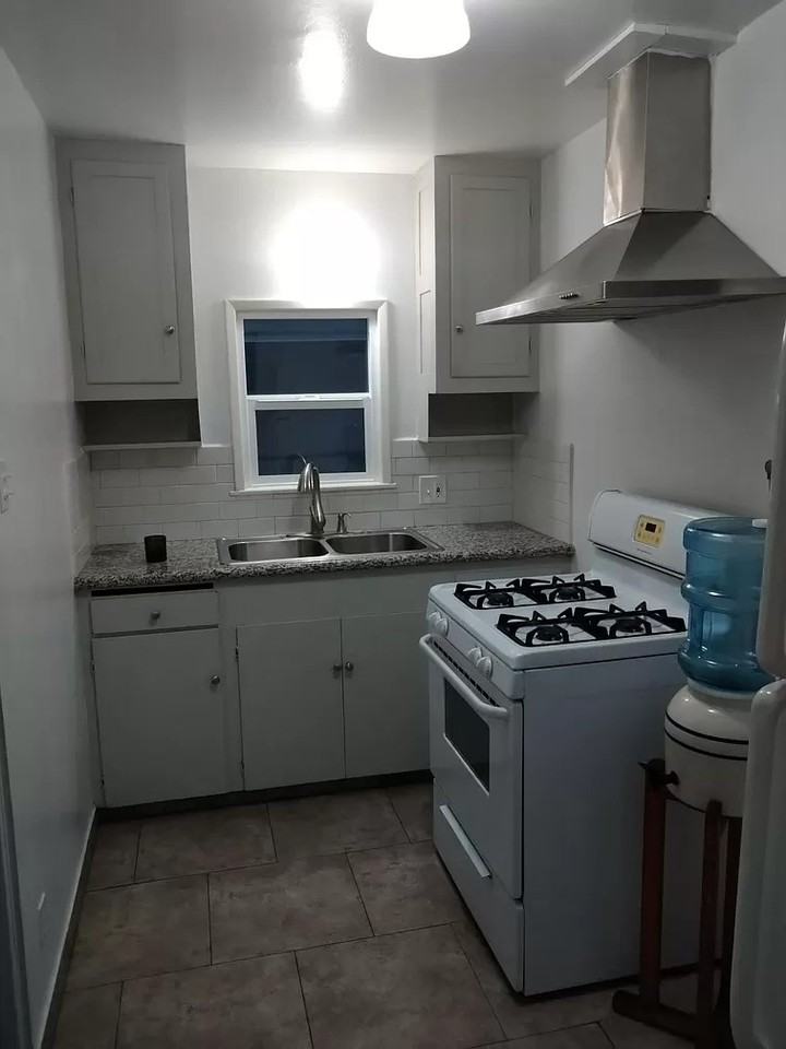 3982 Denker Ave #NA - Photo 3 of 6