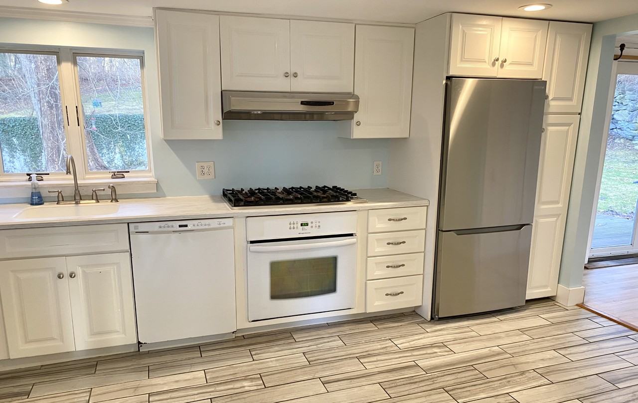 19 Lenox Rd #NA - Photo 3 of 16