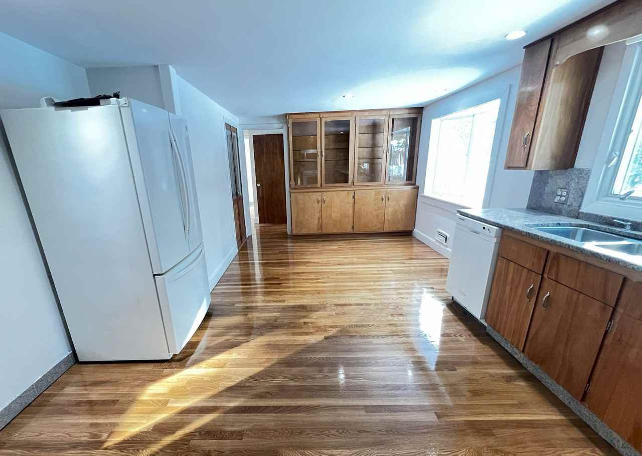 171 Locksley Rd - Photo 3 of 8