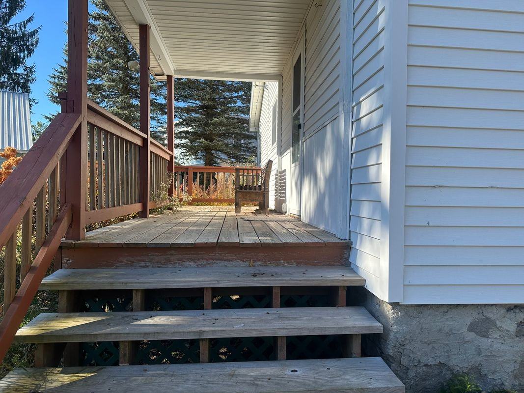 144 Ford St - Photo 2 of 2