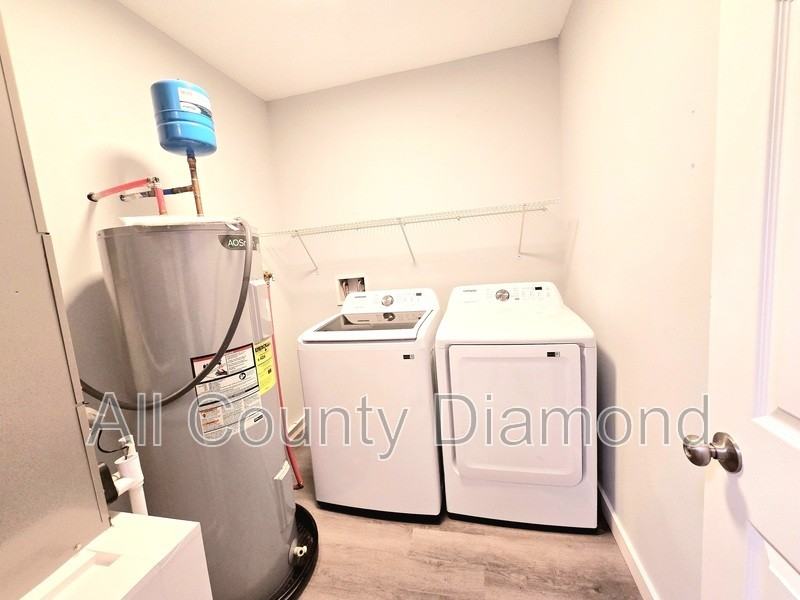 3805 E 4th St - Photo 6 of 12