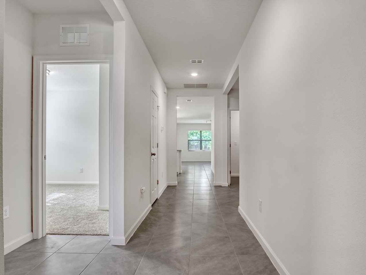 7559 Tourmaline Dr - Photo 4 of 48