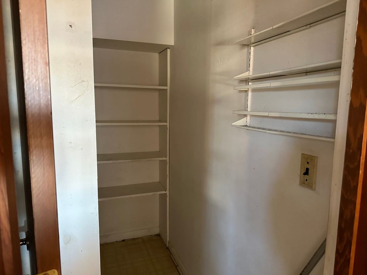 102 Rosemont Rd - Photo 3 of 17