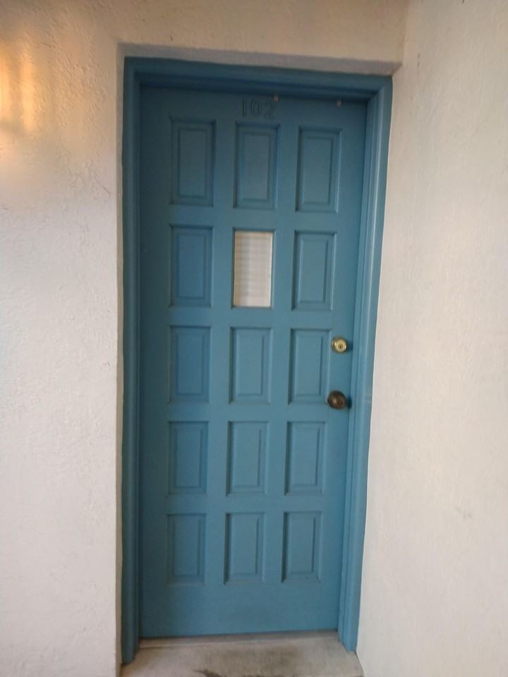 101 N Interlachen Ave #102 - Photo 2 of 12