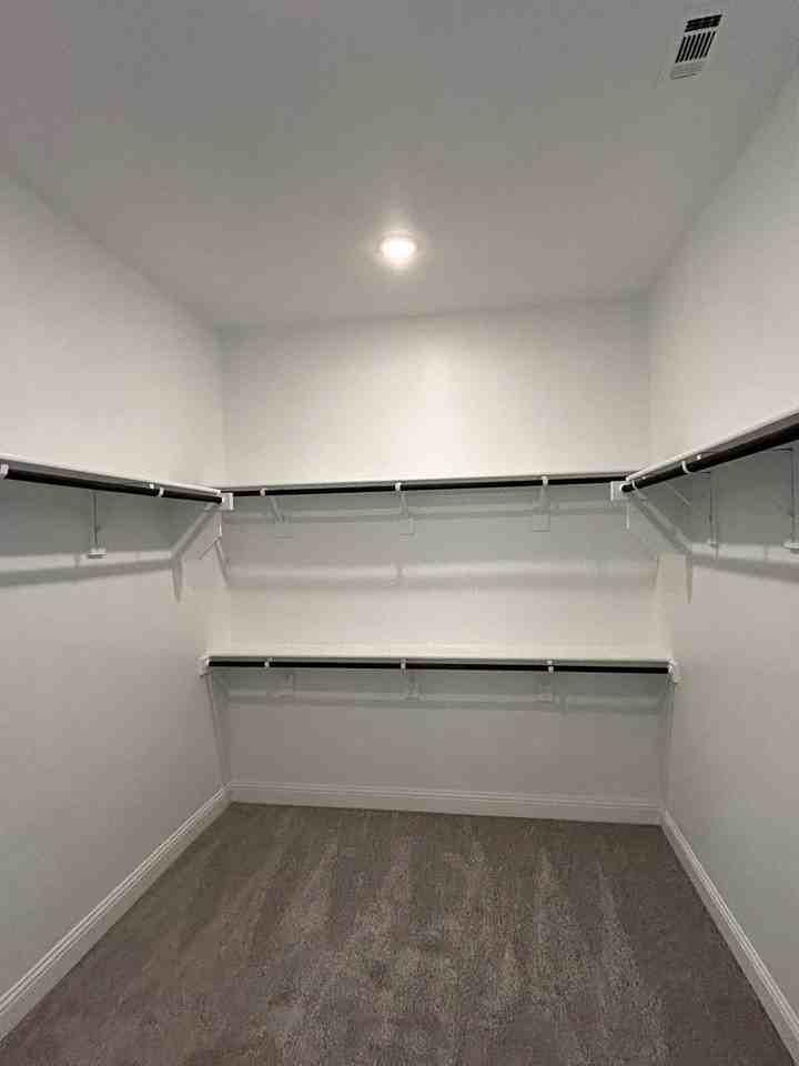 9008 Guadalupe St - Photo 3 of 42