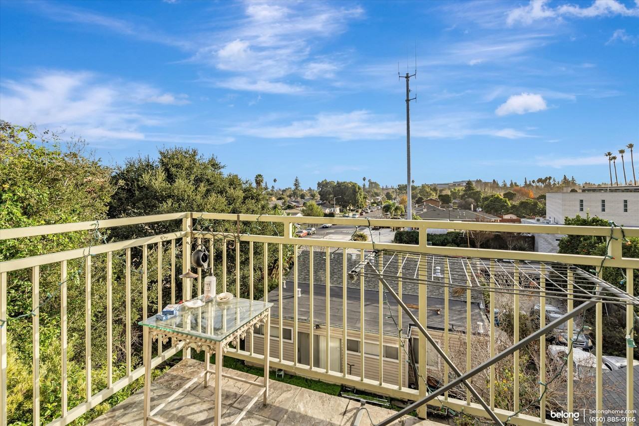 2330 University Ave #350 - Photo 4 of 16