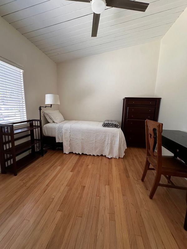 2238 W 238th St - Photo 4 of 8