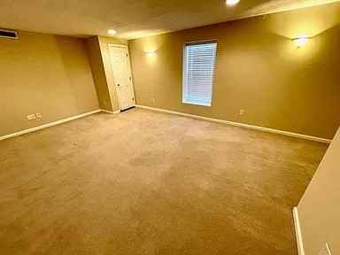 9 Savannah Hill Dr #NA - Photo 3 of 24