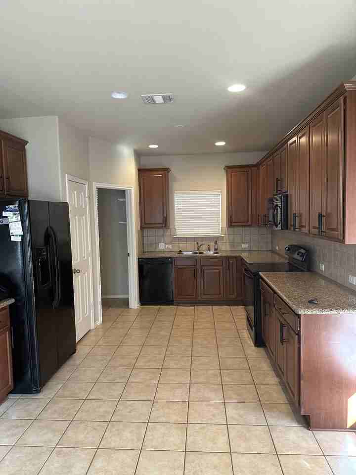 1808 Indian Lodge Dr #NA - Photo 3 of 24