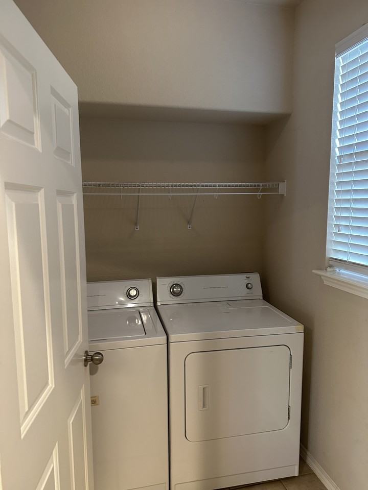 1808 Indian Lodge Dr #NA - Photo 6 of 24