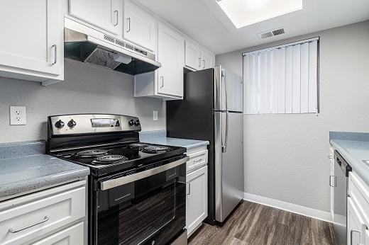 4433 Continental Way - Photo 3 of 7