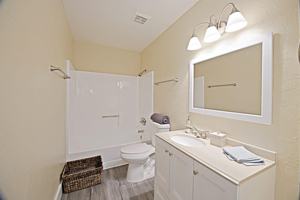 featured image of 2950 E Greenway Rd