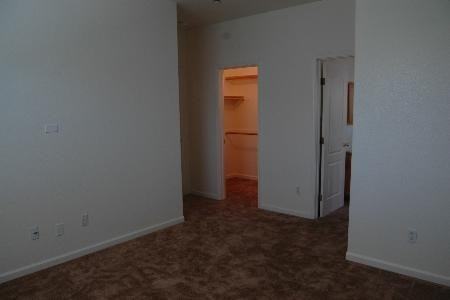 1976 Hershey Dr - Photo 5 of 11