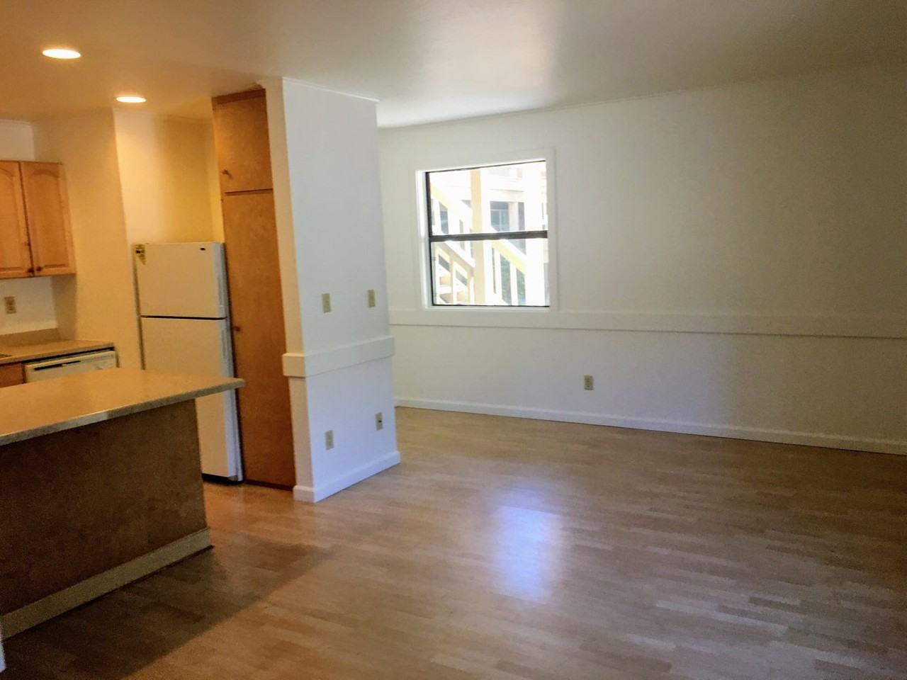 872 Tanager St #5 - Photo 5 of 13